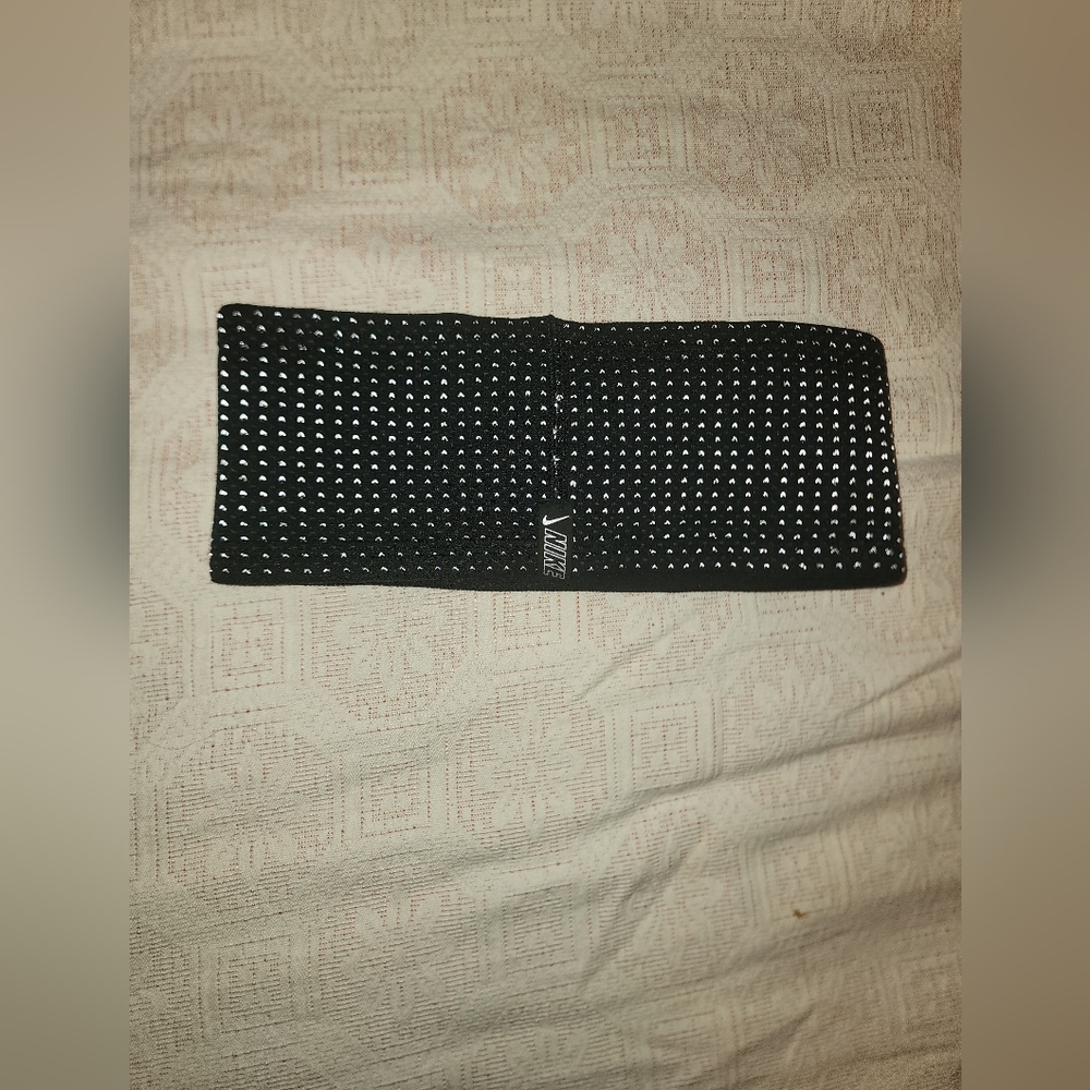 Nike headband